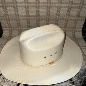NEW Resistol Self Conforming Western George Strait design Hat